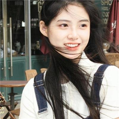 五个扑水的少年